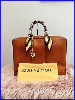 Auth Louis Vuitton Porte Documents Voyage Epi Laptop Case W Dust Bag Ba0010