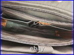 CLUCI Genuine Leather Briefcase holds a slim 15.6 Inch Laptop