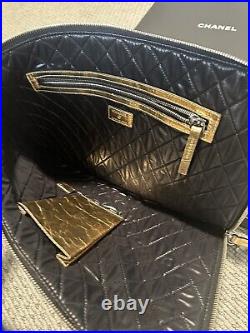 Chanel Feminine Pouch Crinkled Leather Large Gold Clutch Or Laptop Bag