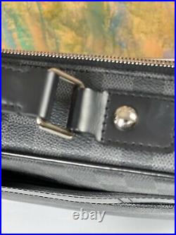 LOUIS VUITTON 14 Damier Graphite Travel Laptop Briefcase Shoulder Bag Unisex