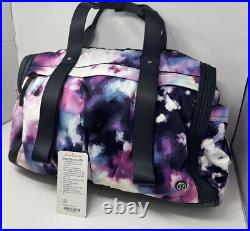 Lululemon Urban Warrior Duffle in Blooming Pixie Gym Laptop Travel Work Yoga Bag