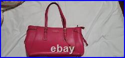 Michael Kors Voyager Med Multifunction Tote EXCELLENT CONDITION