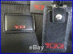 Tumi 24116 Townhouse CrossBody Messenger Laptop Bag Leather Men Women Gift N
