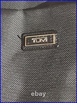 Tumi Black Carryall Travel Leather Trim Laptop Tote Purse Bag 73214D