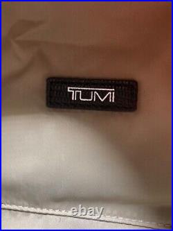 Tumi Black Carryall Travel Leather Trim Laptop Tote Purse Bag 73214D
